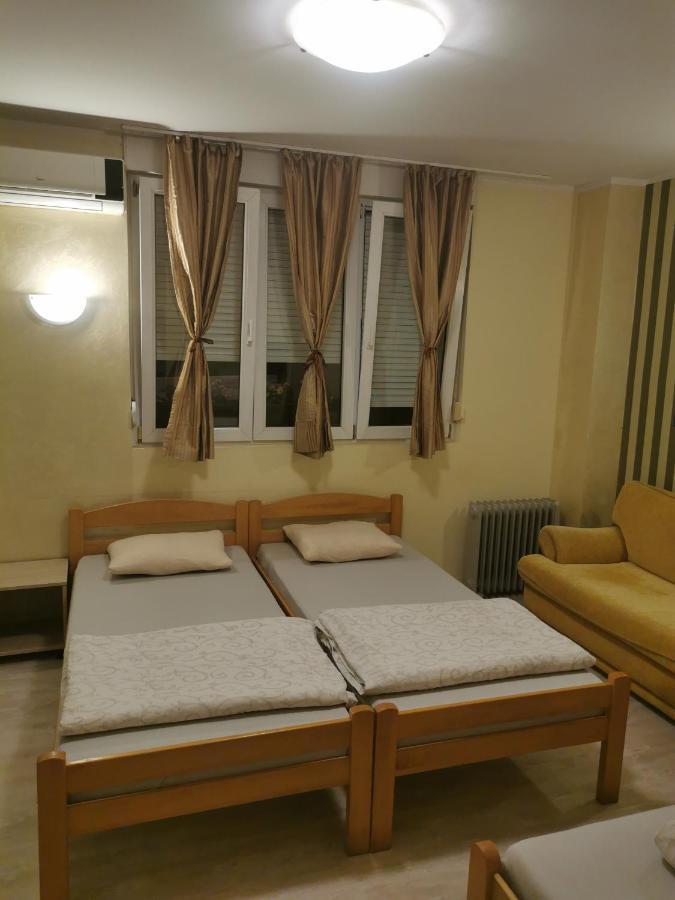 Agape Downtown Apartment Beograd Bagian luar foto