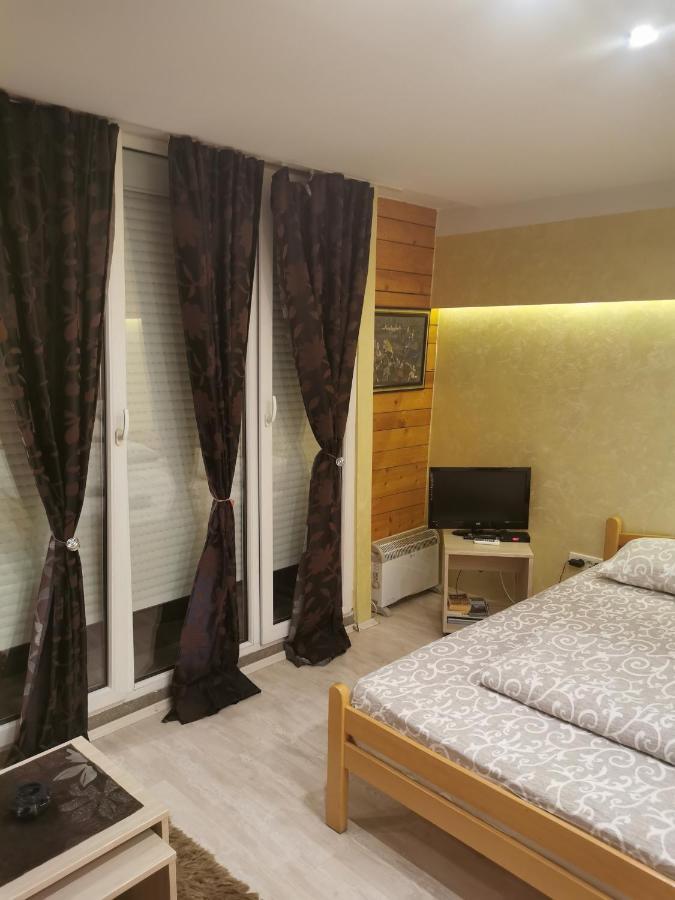 Agape Downtown Apartment Beograd Bagian luar foto