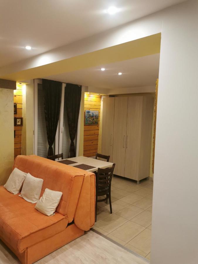 Agape Downtown Apartment Beograd Bagian luar foto
