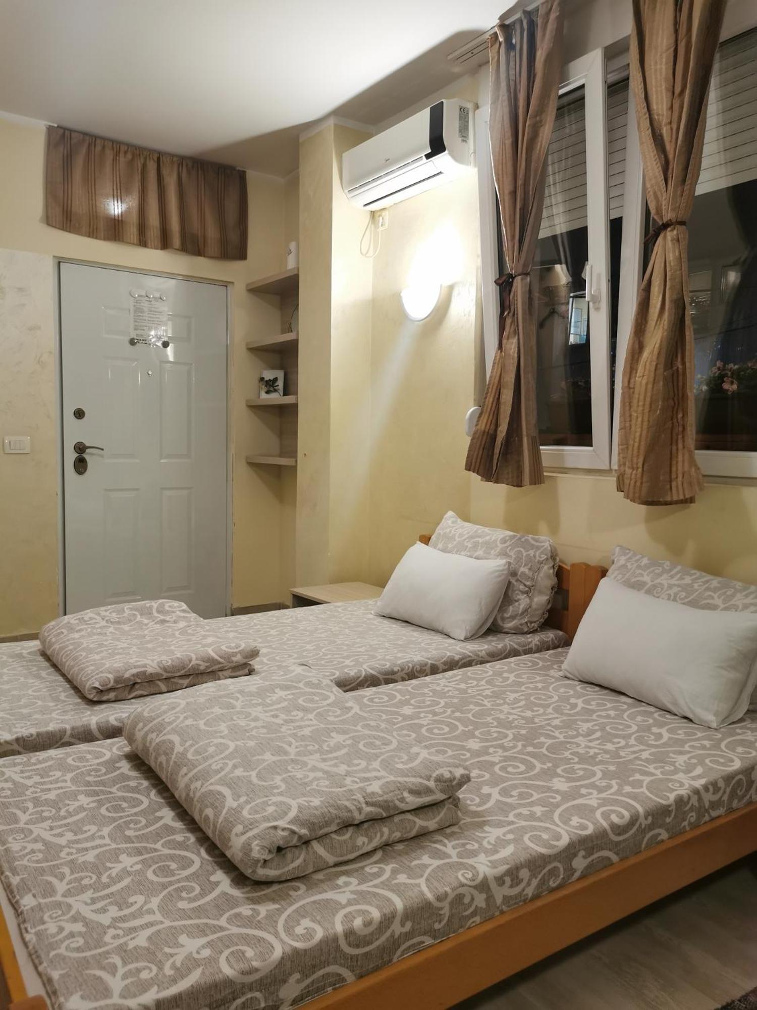 Agape Downtown Apartment Beograd Bagian luar foto